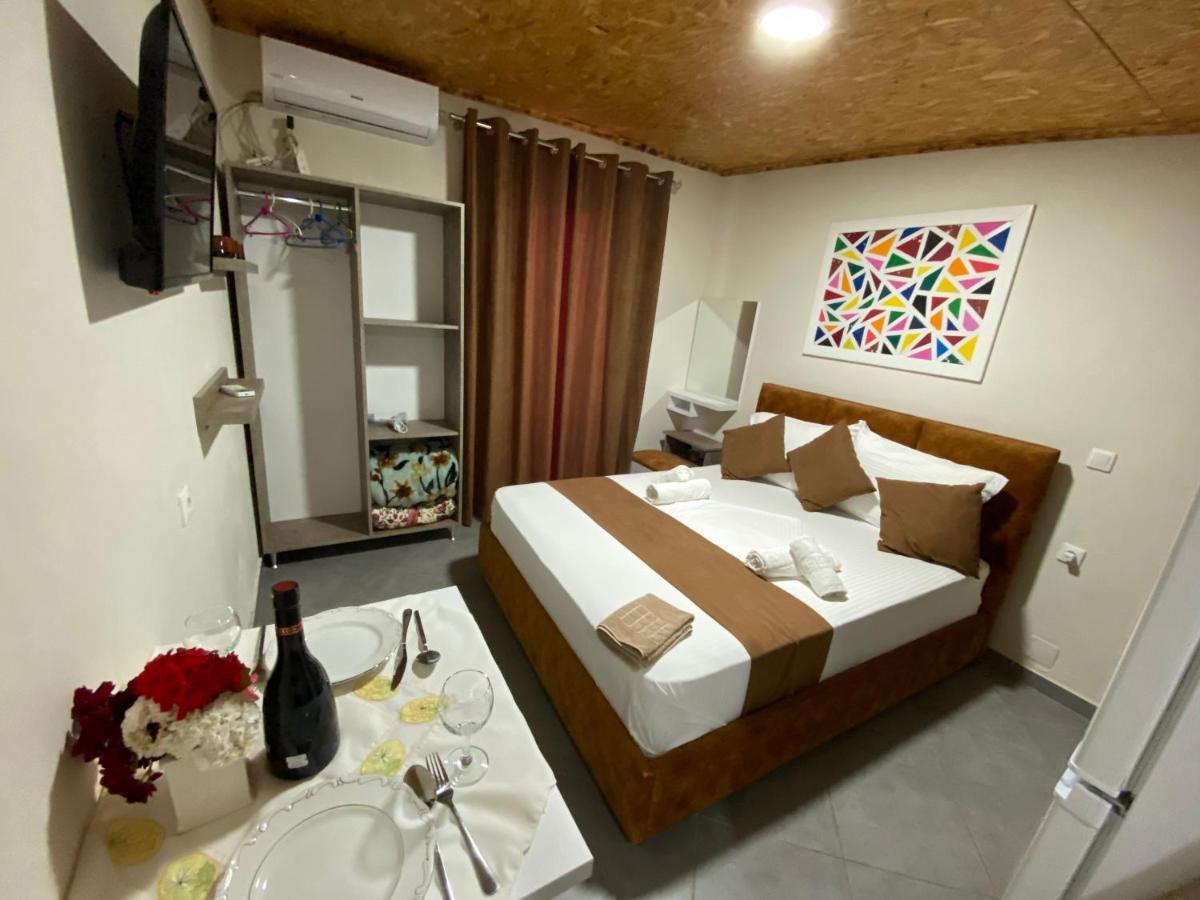 Full Moon Apartments Ксамил Экстерьер фото