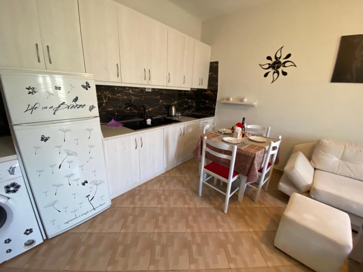 Full Moon Apartments Ксамил Экстерьер фото