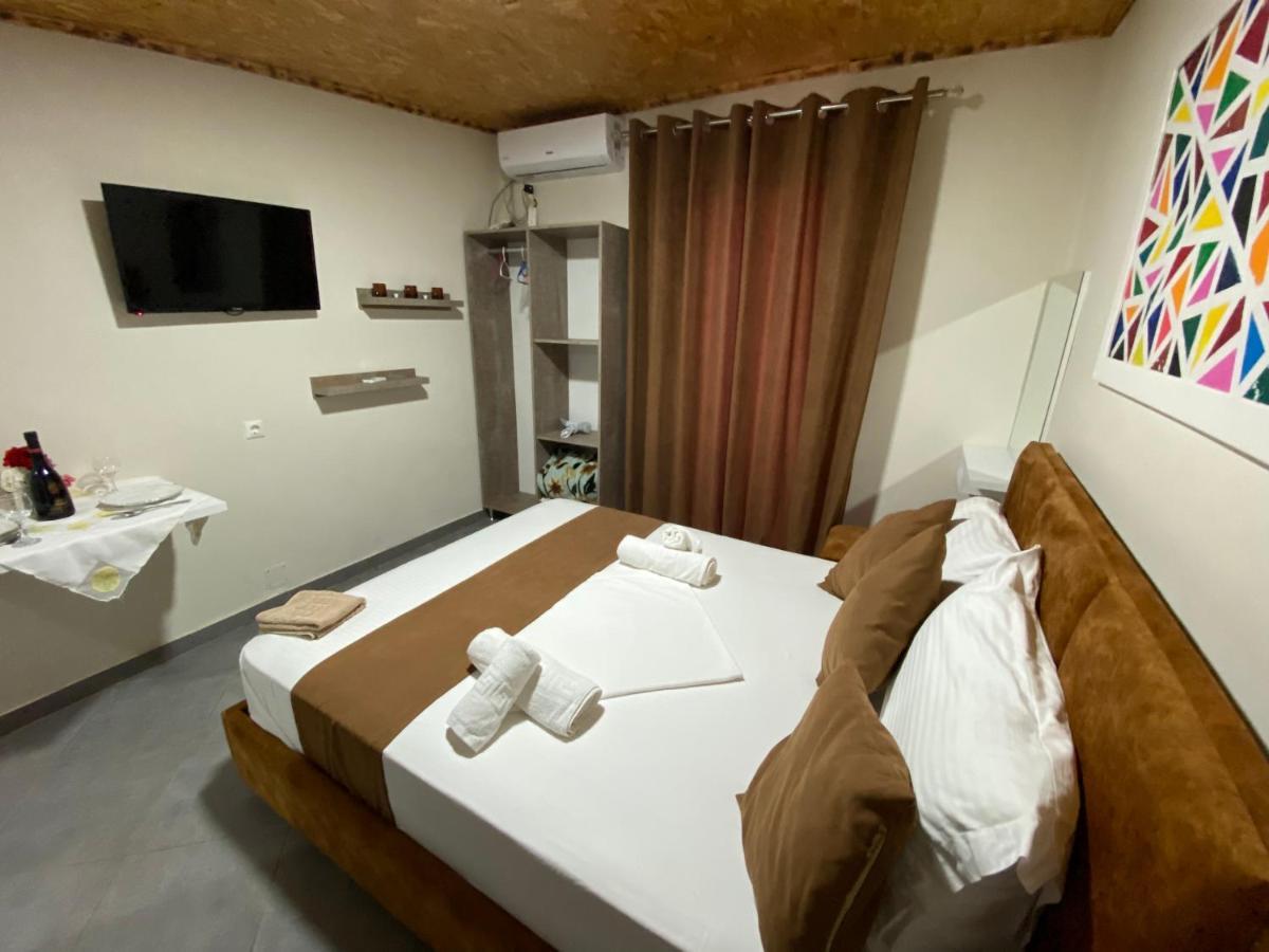 Full Moon Apartments Ксамил Экстерьер фото