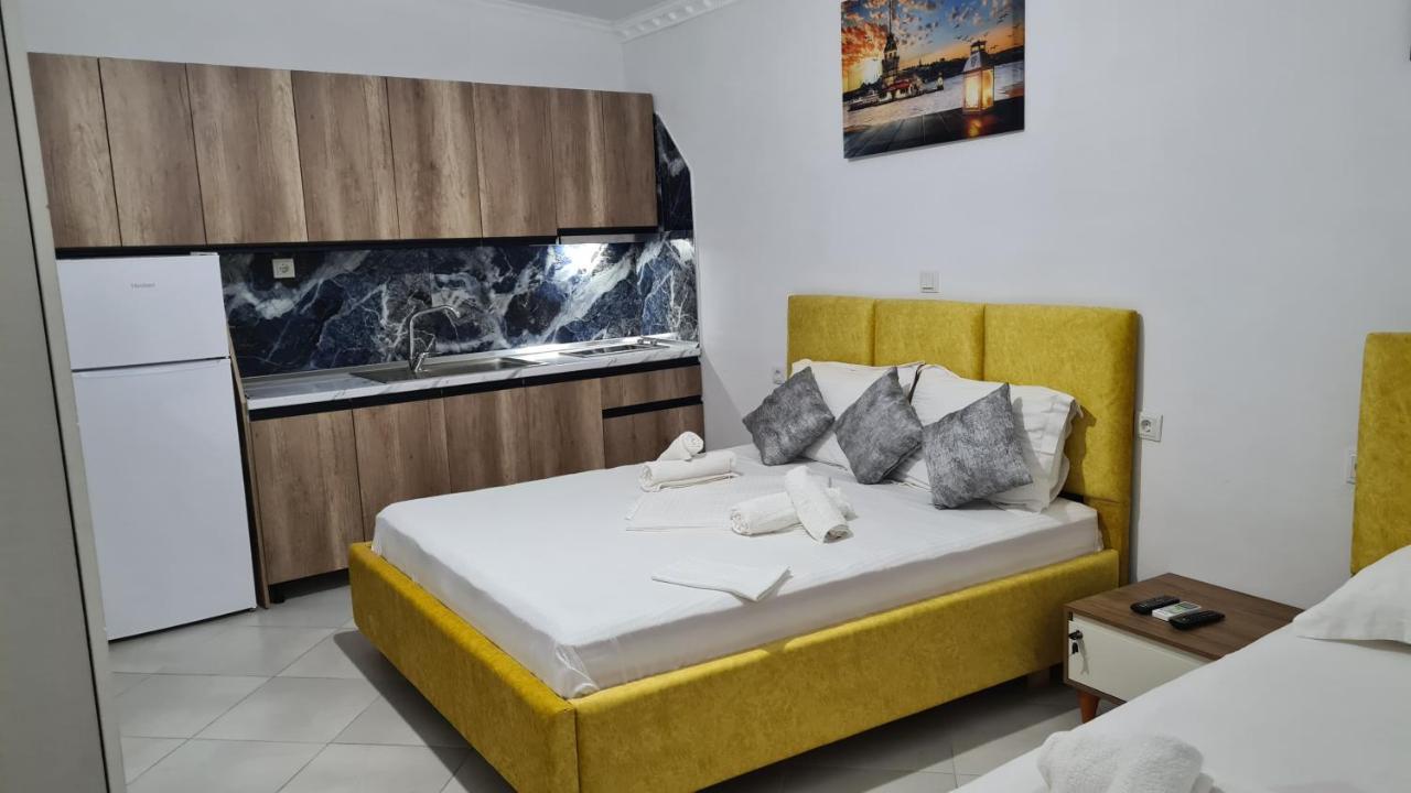 Full Moon Apartments Ксамил Экстерьер фото