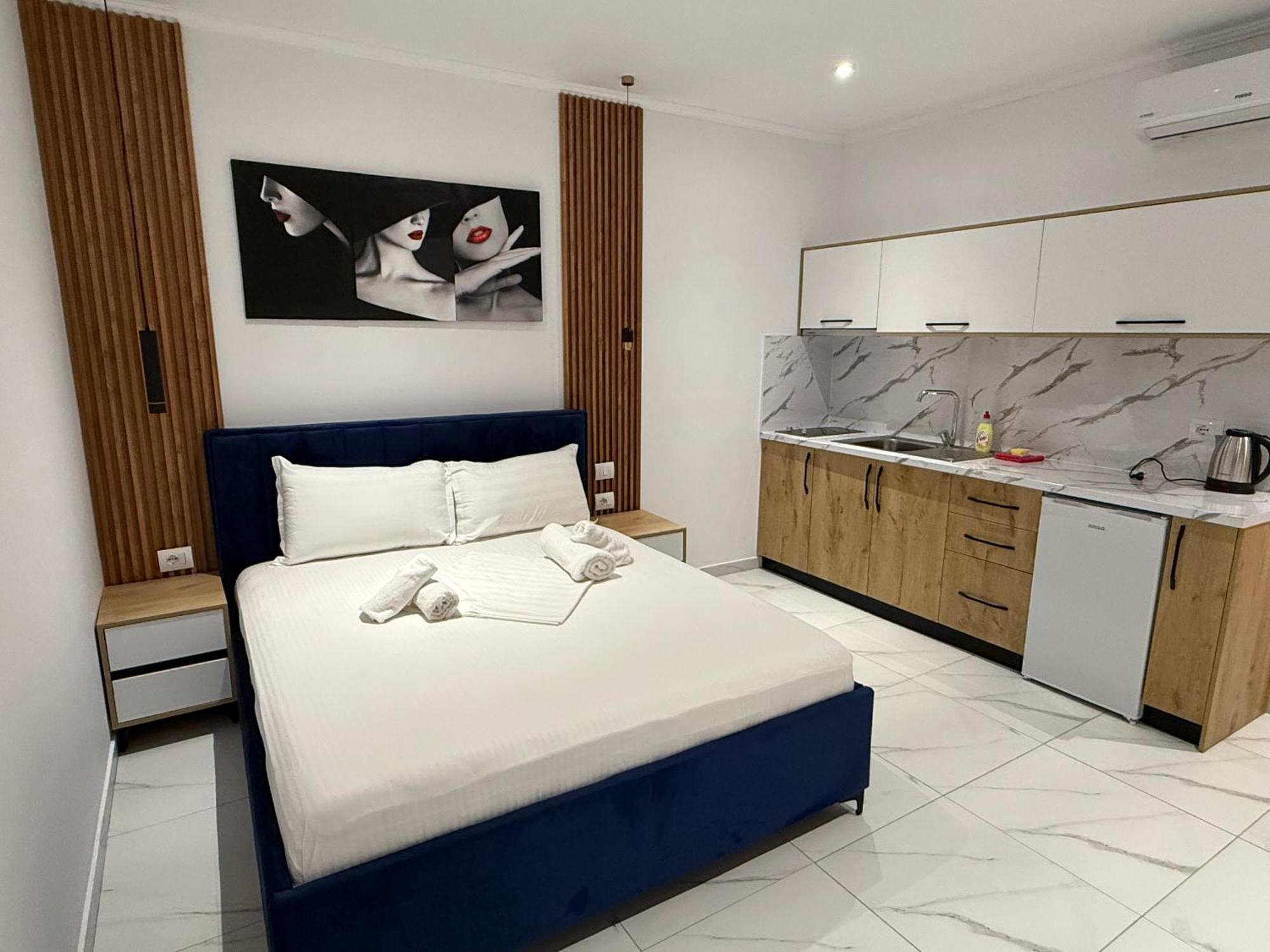 Full Moon Apartments Ксамил Экстерьер фото